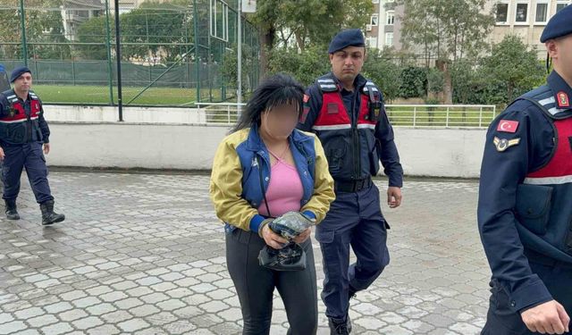 Samsun'da uyuşturucu ticaretinden 1'i kadın 2 kişi tutuklandı
