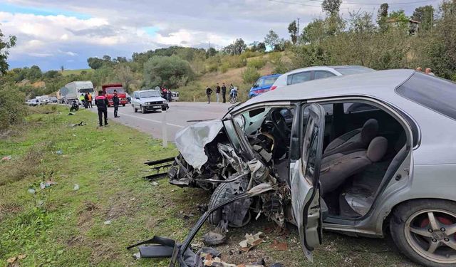 Samsun'daki kazada ağır yaralanan sürücü hayatını kaybetti