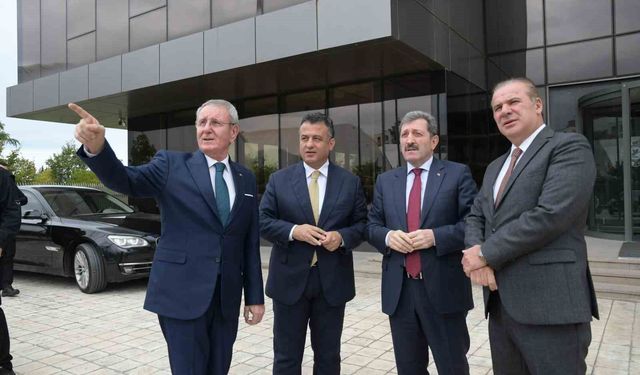 Tavlı ve Doğan'dan Samsun TSO'da yeni döneme tebrik