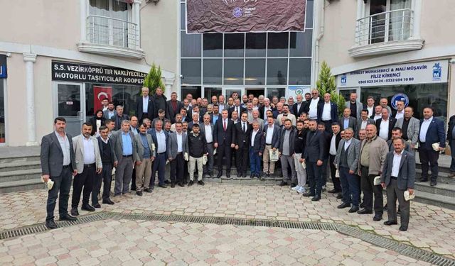 Vezirköprü'de muhtarlar ve protokol mahallelerin sorunlarını görüştü