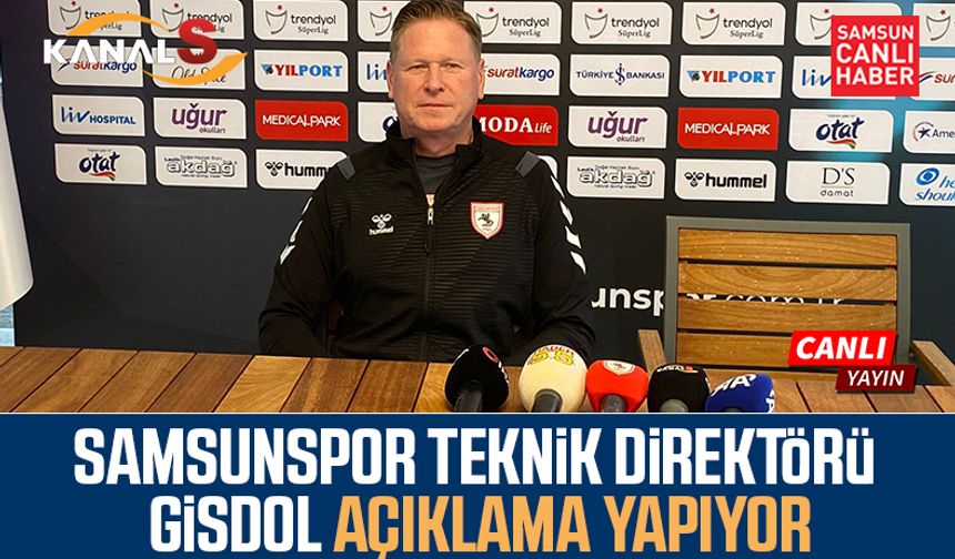 Samsunspor Teknik Direktörü Markus Gisdol açıklama yapıyor