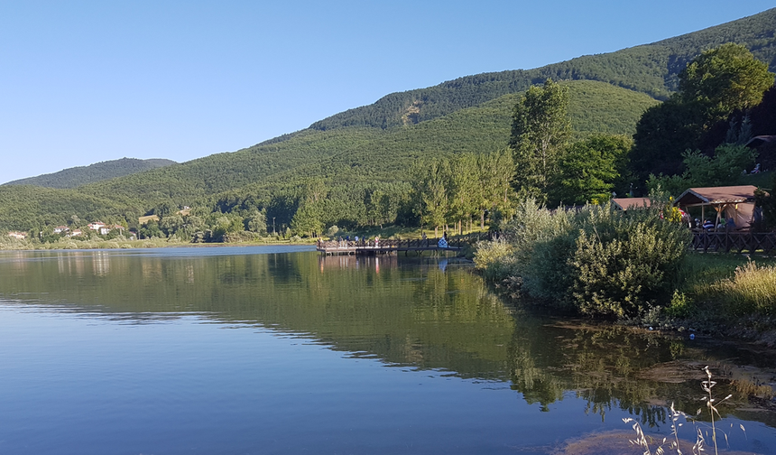 Ladik Gölü’nde Balık Tutmak ve Piknik Yapmak