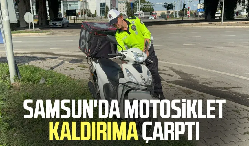 Samsun'da motosiklet kaldırıma çarptı