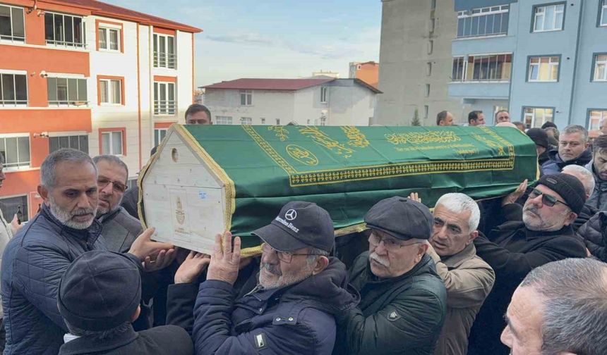 İstanbul'da metronun çarptığı üniversite öğrencisi Samsun'da toprağa verildi