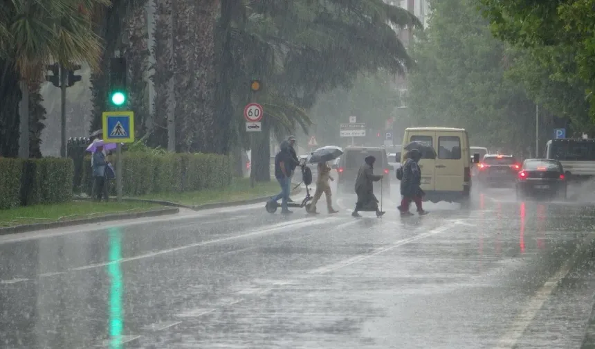 Yağmur Sonrası Samsun Sokakları