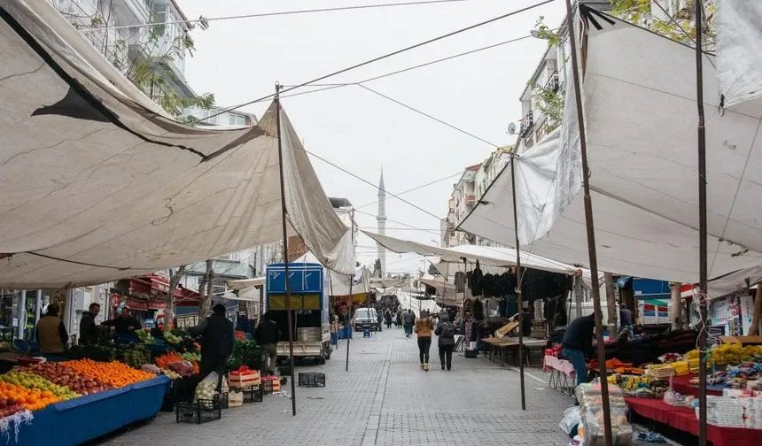Pazar Yerlerinde Kurulan Komşuluk Düzeni
