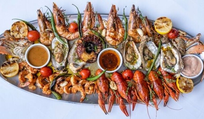 Yakakent’te deniz ürünlü günlük sofralar