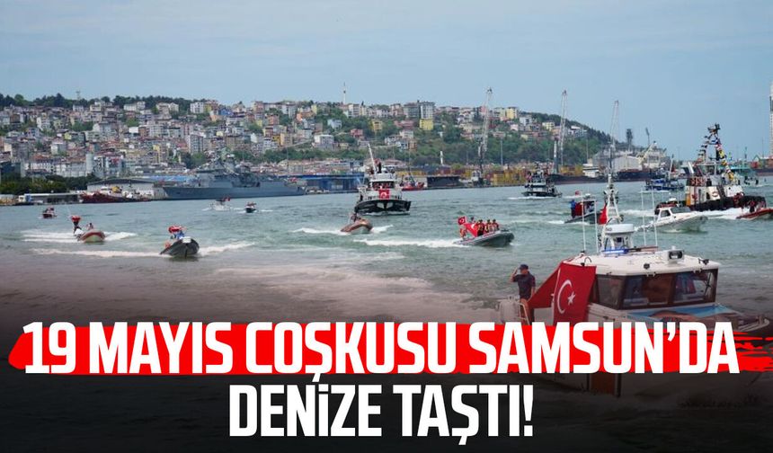 'Gemilerin Denizden Tören Geçişi'ne yoğun ilgi