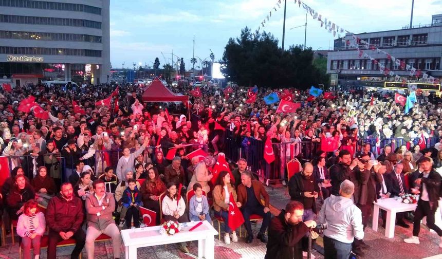 Samsun'da Anneler Günü'nde konser coşkusu