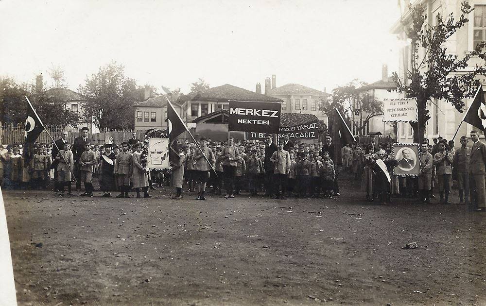 Samsun'da Cumhuriyetin 10. yıl kutlamarından fotoğraflar - Samsun Haber