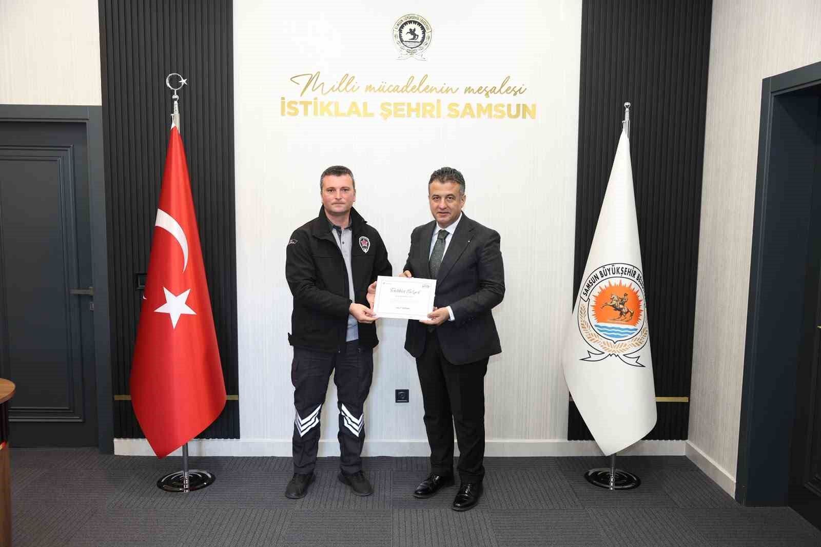 Başkan Doğan'dan hayat kurtaran personele ödül