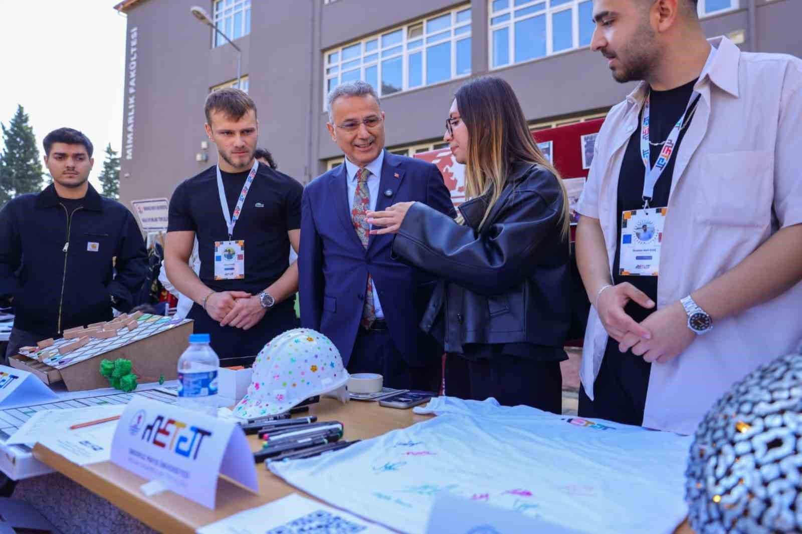 İlkadım'da gençlere her alanda destek